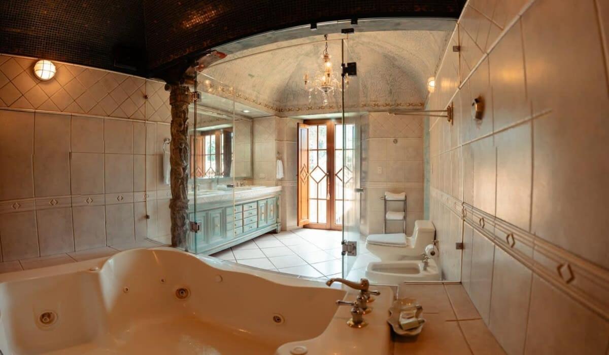 Sharazade - Boutique Stay Pool Magical Setting Antigua Eksteriør bilde